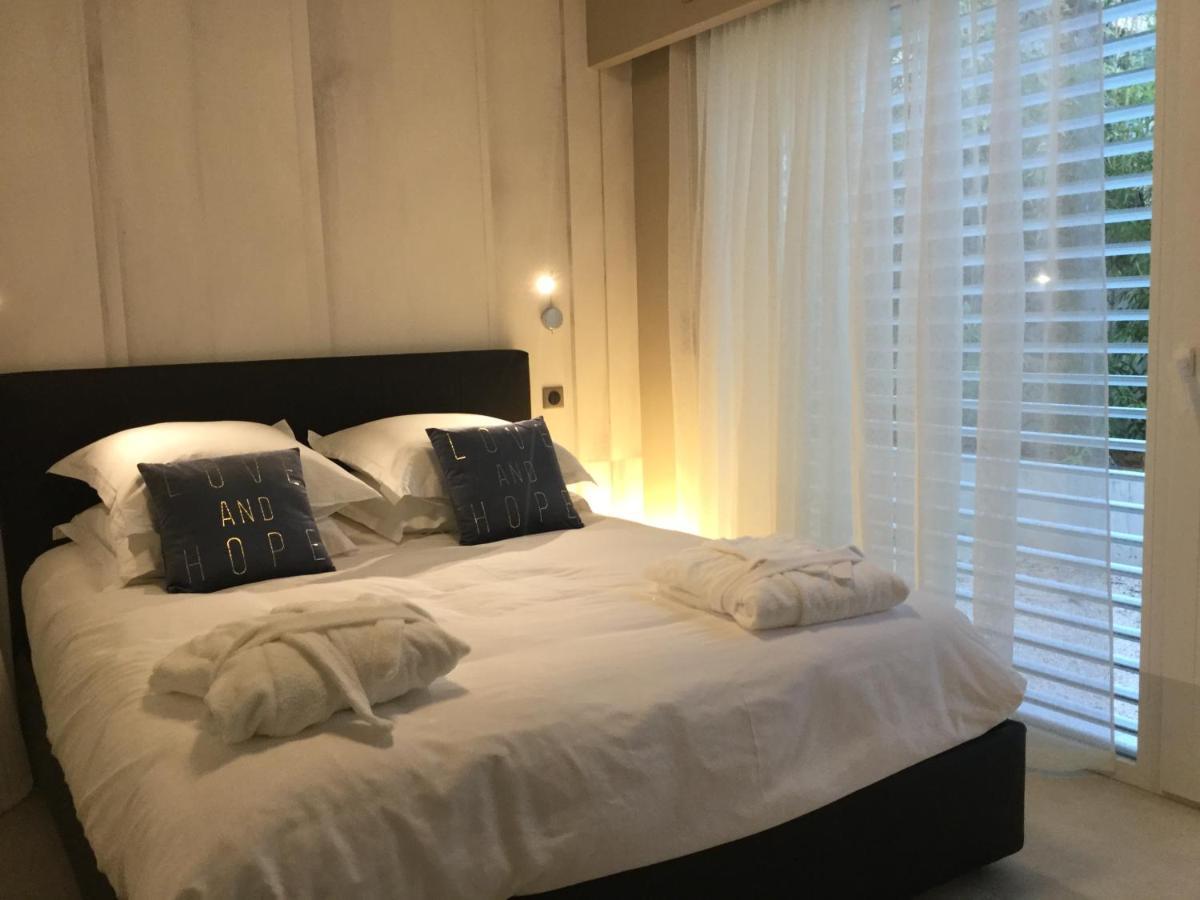 Villa Catleya Appart Hotel Saint-Raphaël Zewnętrze zdjęcie